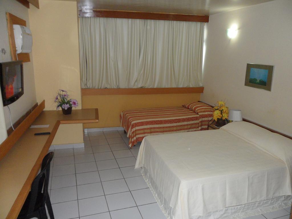Rede Andrade Plaza Hotel 3*